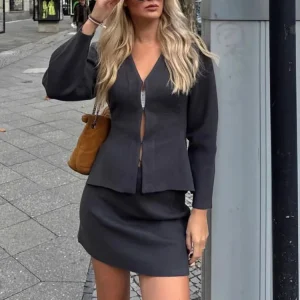 Nicse | Ensemble élégant cardigan en tricot avec col en V et mini-jupe pour femme