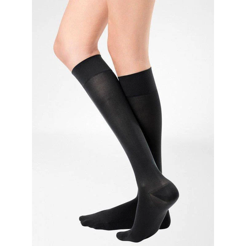 Bauerfeind VenoTrain Micro Knee Highs 20-30 mmHg – Image 2