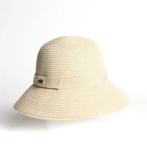 CANADIAN HAT-CHAPEAU ARIE